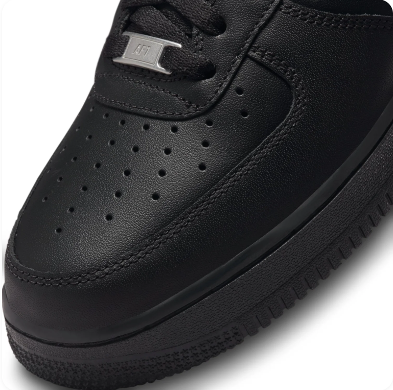 Nike Air Force 1 '07 – Triple Black