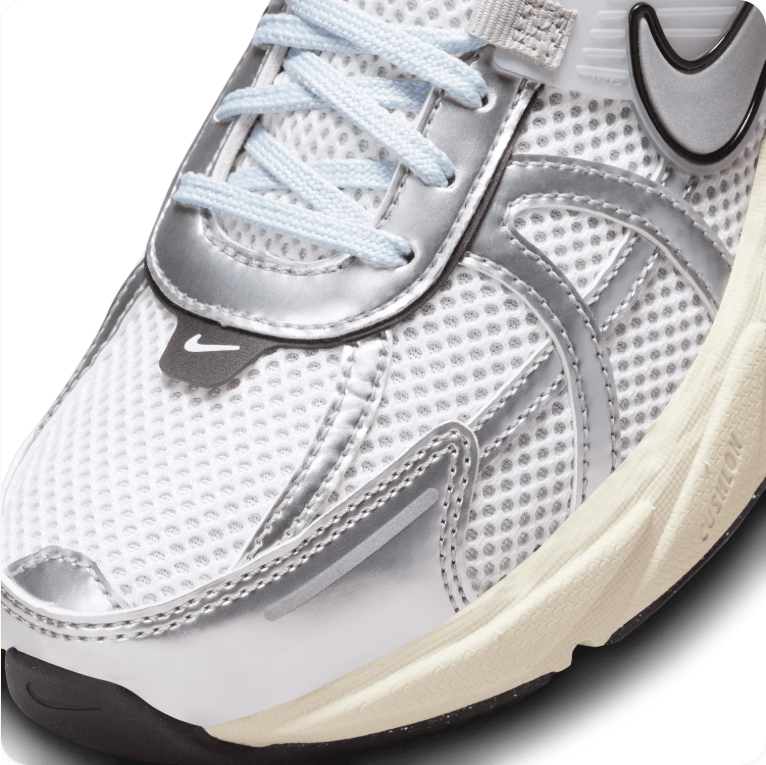 Nike V2K Run – White/Metallic Silver/Sail (Women's)